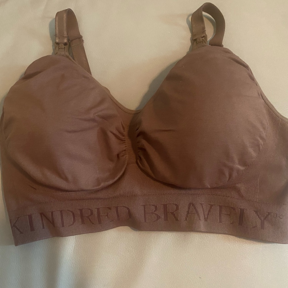 Kindred bravely nursing bra